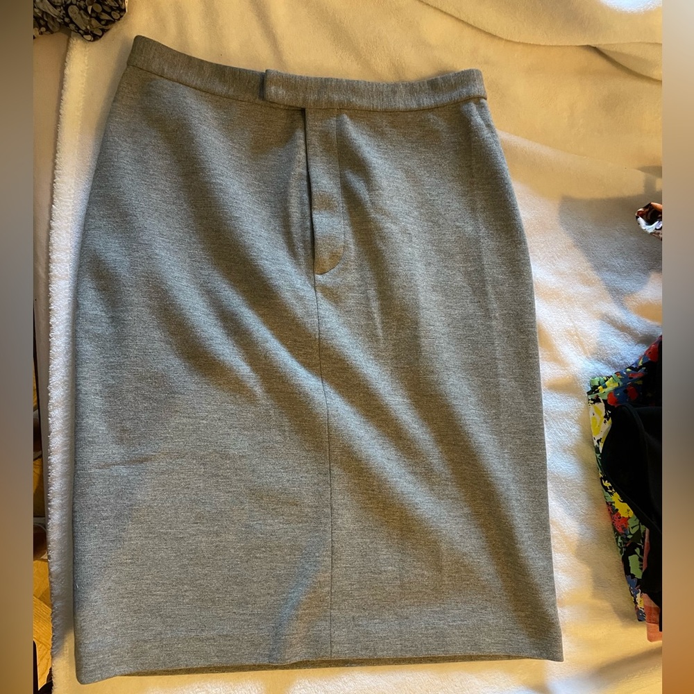 Club Monaco size 4 skirt